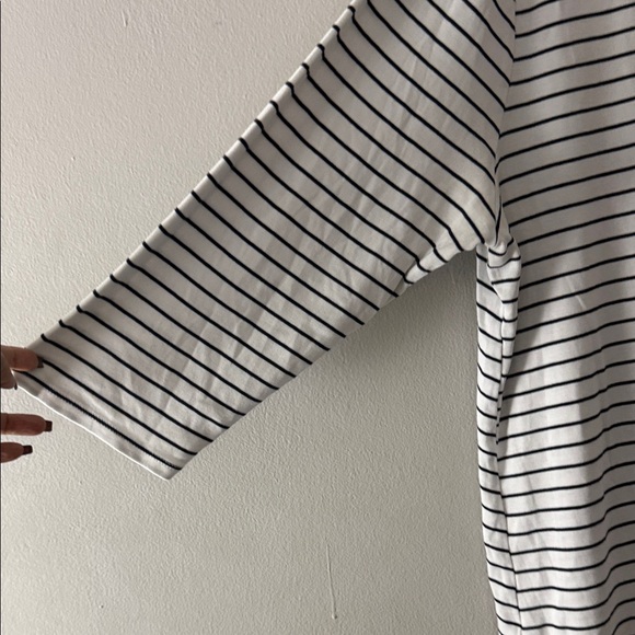 J. Jill Pima Cotton 3/4 Sleeve V-Neck Striped Top (XL) - Picture 2 of 5